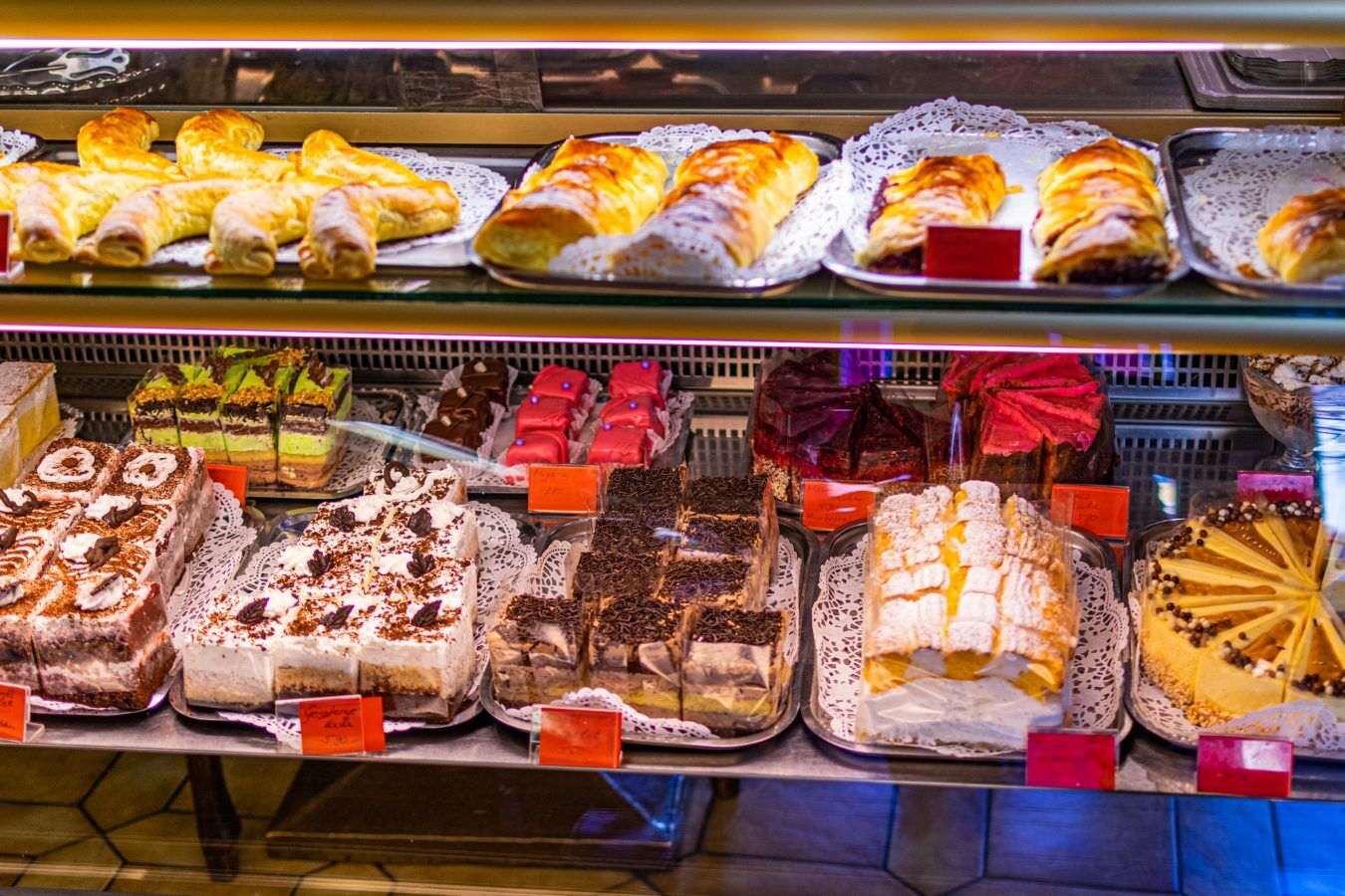 Bed and Breakfast Randevu Panzio Šoproň Restaurace fotografie